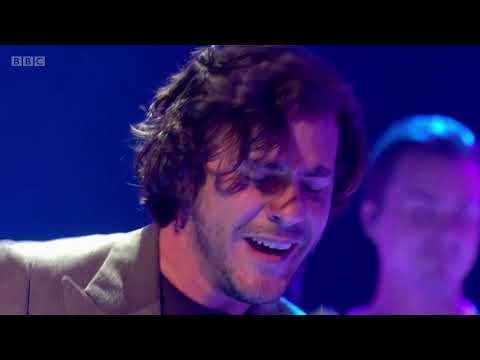 Jack Savoretti feat. Nile Rodgers - Who's Hurting Who [Live on Graham Norton HD]