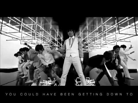 Super Junior dancing to "Shake It Off" by Taylor Swift