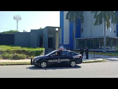 Mexico police at scene after six killed in bar shooting | AFP