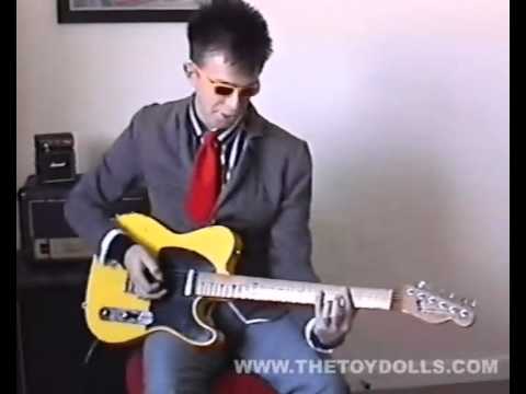 Play Guitar With Olga 2011 - 04 - The Ashbrooke Launderette