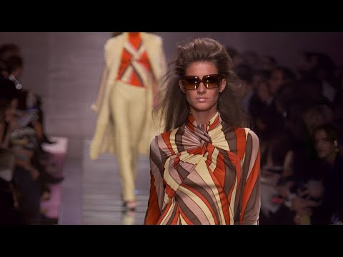 VERSACE Fall Winter 2000 Milan 4K - Canale Moda