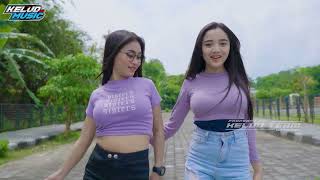 Download lagu DJ PALING DI CARI DEVIL ME INSIDE BASS PONG PONG mp3 Download lagu DJ PALING DI CARI DEVIL ME INSIDE BASS PONG PONG mp3