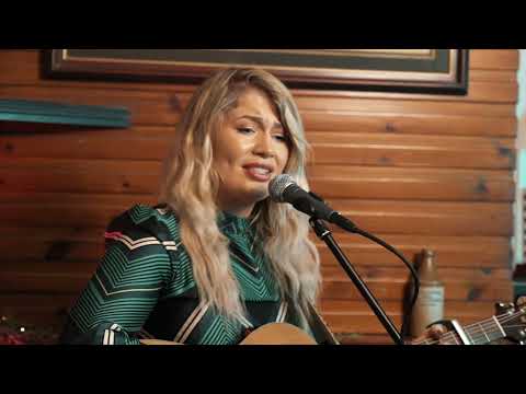 The Forge Sessions Vol.3 - A Spaceman Came Travelling - The Whistlin' Donkeys feat. Meadhbh Walsh