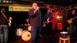 Barrelhouse Solly sings at Mojo jam 1/5/09