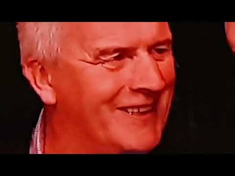 Born Warrior wins the BoyleSports Irish Greyhound Derby 2022.