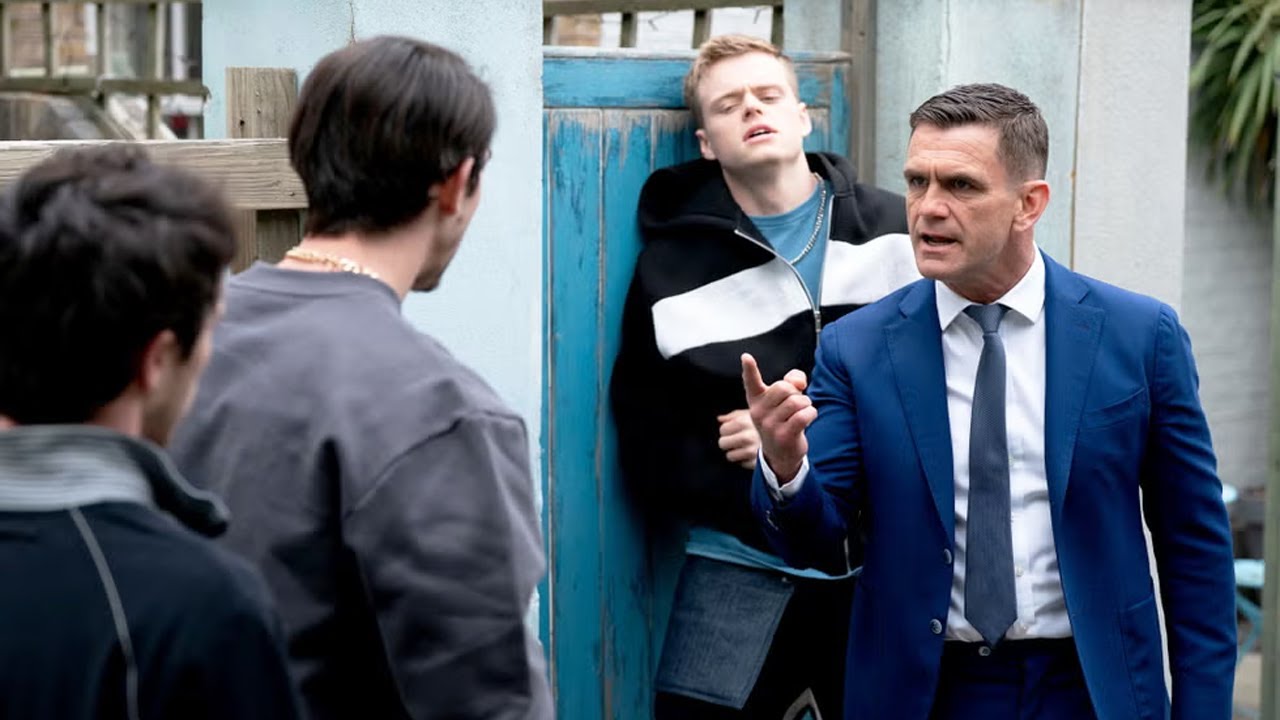 YouTube Thumbnail Downloader FULL HQ IMAGE