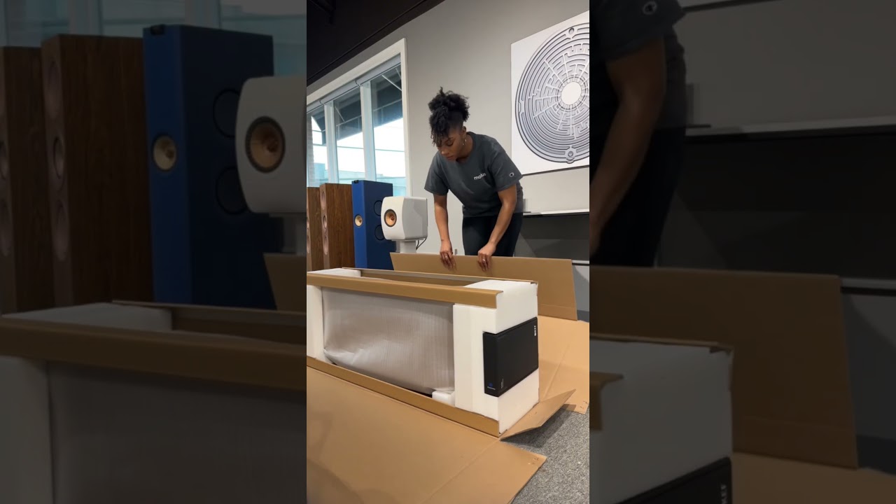 Say hello to the KEF R7 Metas - the pinnacle of sound engineering. #ModusAv #asmr #unboxing #kef