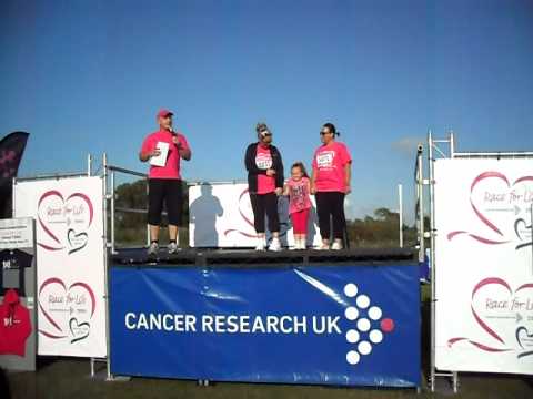 Race For Life Stars Jane and Caroline 2011