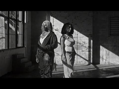 Alex Mali - Snakes In The Grass feat. Abby Jasmine (Official Video)