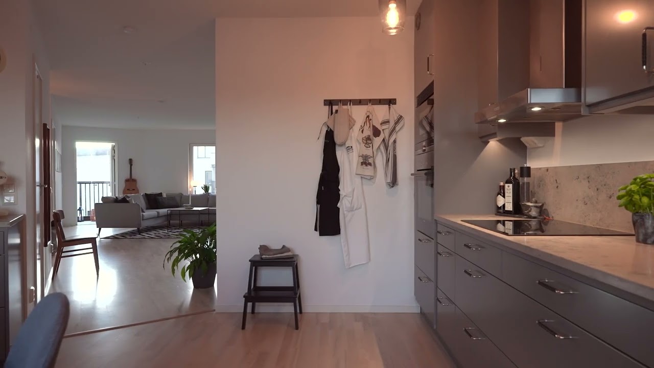 4 rum Lägenhet på Götalandsvägen 232 Älvsjöstaden Stockholms kommun - video