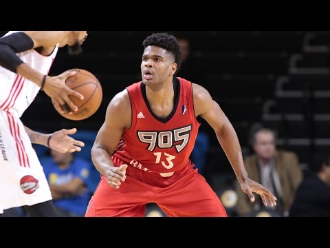 Ronald Roberts Dominates (28p, 12/15 FG) for Raptors 905 at Showcase