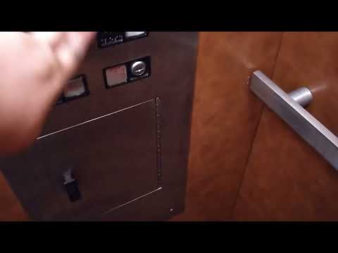 1996 Long Hydraulic Elevator at Hampton Inn Collinsville IL