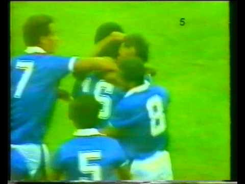 هدف فيصل الدخيل على منتخب تشيكوسلوفاكيا - كأس العالم 1982