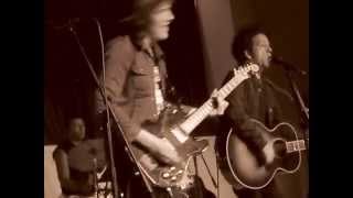 WILLIE NILE --  "GOLDEN DOWN" / "HOUSE OF A THOUSAND GUITARS"