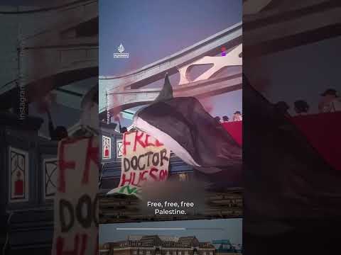 Protest on London’s Tower Bridge demands release of Dr Hussam Abu Safia | AJ #shorts