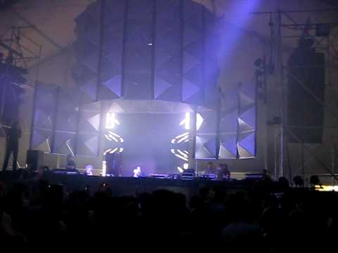 Ben Sims & Surgeon @ Awakenings Festival 27 06 2009 MVI 5712