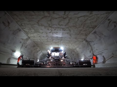 Gubrist Tunnel (Schweiz) – Fahrbahneinbau in der dritten Röhre