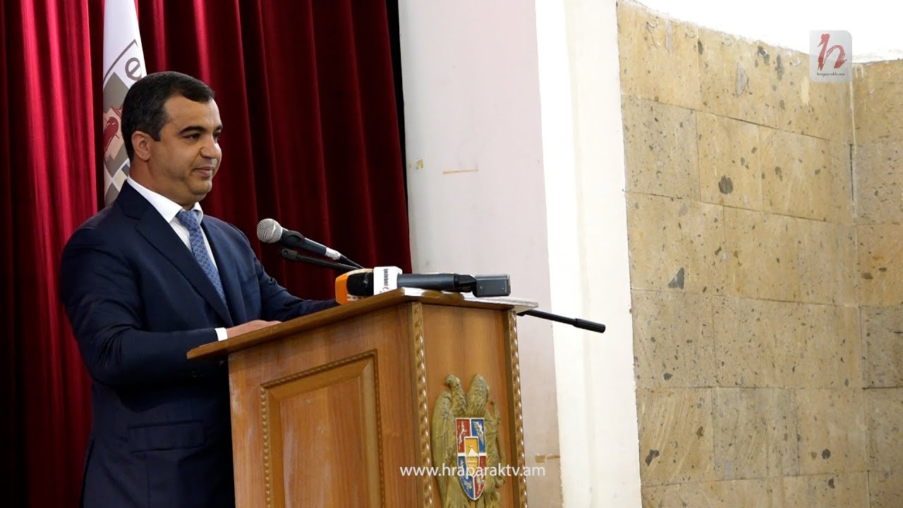 Փարաքարի նորընտիր համայնքապետը երդվեց