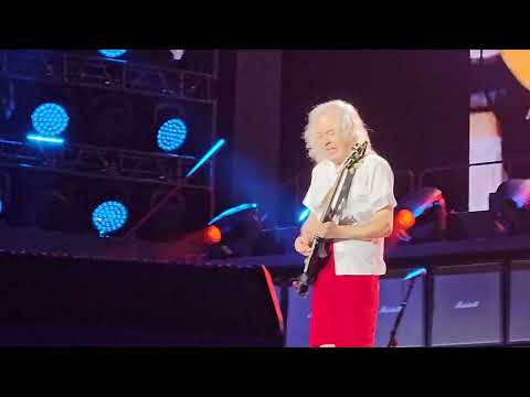 AC/DC abre turnê australiana resgatando 
