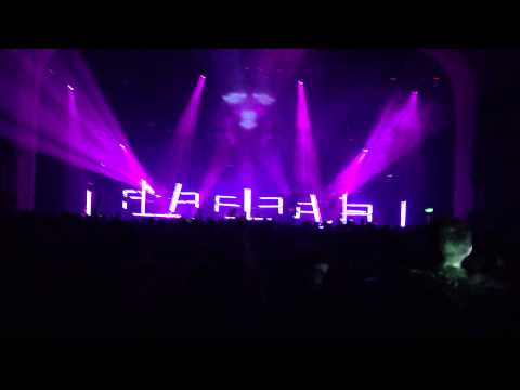 Hot Natured ft. Anabel Englund- Reverse Skydiving- Live HD @ 02 Academy Brixton