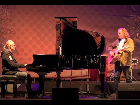 Jan-Heie Erchinger & René Seidenkranz: Like a Hurricane