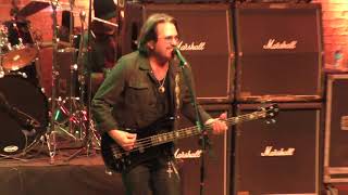 Winger - Loosen Up @Arcada Theatre - St Charles, IL - 12/01/2017