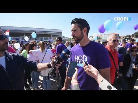 Stotine ljudi u Hodu za zivot na ulicama Zadra