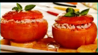 Tomates recheados com arroz, Carne e queijo.