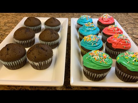 How To Make Yummy and Homemade Cupcakes 🧁 - Cook With Jiana