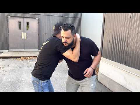 HOW TO BICEP STRIKE  IN A STREET FIGHT