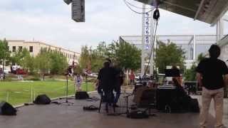 Hey Good Lookin&#39; - The Luxtones