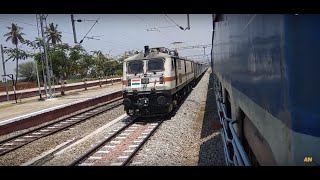 preview picture of video 'Shatabdi roasts Rajya Rani Express at top speed.'