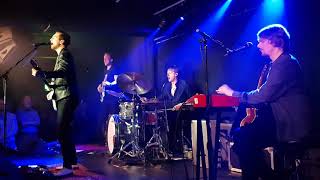 Laurence Jones  - Take Me High