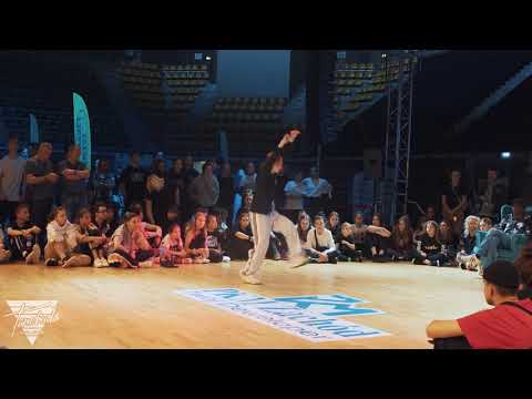 Top16 Hip-Hop 12-16 - Zuza vs Maja || Tancbuda Challenge 2019
