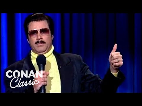 威爾-費雷爾表演 "我最喜歡的東西 "羅伯特-古萊特 - "深夜與柯南-奧布萊恩" (Will Ferrell Performs "My Favorite Things" As Robert Goulet - "Late Night With Conan O'Brien")