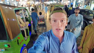 Pakistan After Dark: Exploring the Streets Solo