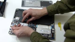 Battery Replacement on Samsung Series 5 Ultrabook NP350U3B