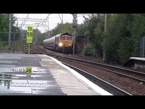 66736 at Coatbridge Central. 13/09/13