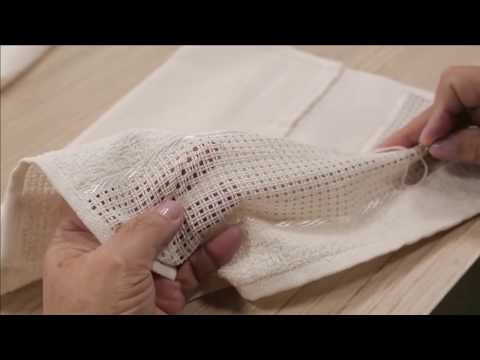 TOALHA DE LAVABO COM CRIVO - LEILA JACOB E TATI ROCHA