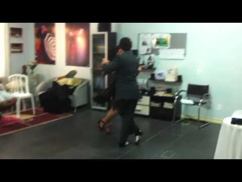 Tango - Escola de Dança Viviane Candiotto