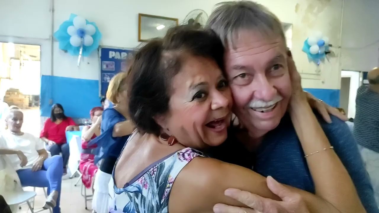 Clube Ideal3Idade comemora os seus 37 anos no baile com RicardoSandraShow 