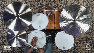 Video thumbnail for Zildjian 14" A New Beat Hi-Hats - 927/1296g (A0133-1070822A) by Memphis Drum Shop