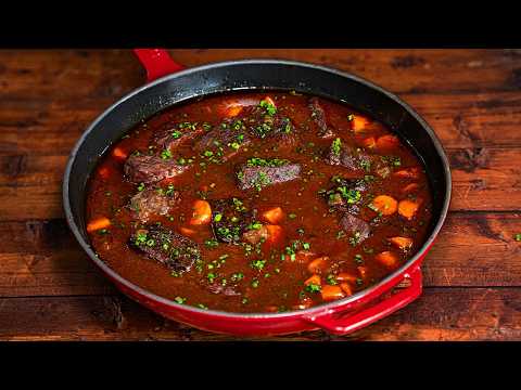 Braised Short Ribs with Creamy Mashed Potatoes