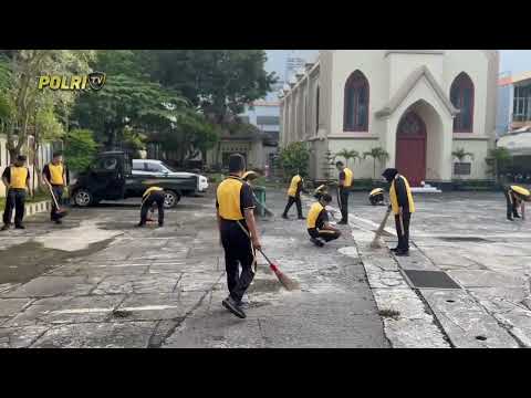 BAKTI RELIGI POLRES MAGELANG KOTA BERSIHKAN TEMPAT IBADAH, SAMBUT HARI BHAYANGKARA KE-79