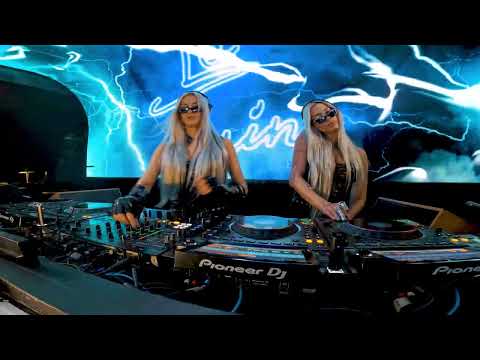 LE TWINS - Bali Live Set