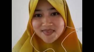 'Magadir' - TKW Indonesia orang Jawa nyanyi Arab campur Inggris, hehe...
