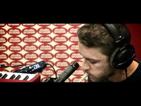 Studio Brussel: Sioen - Bangarang (Skrillex cover)