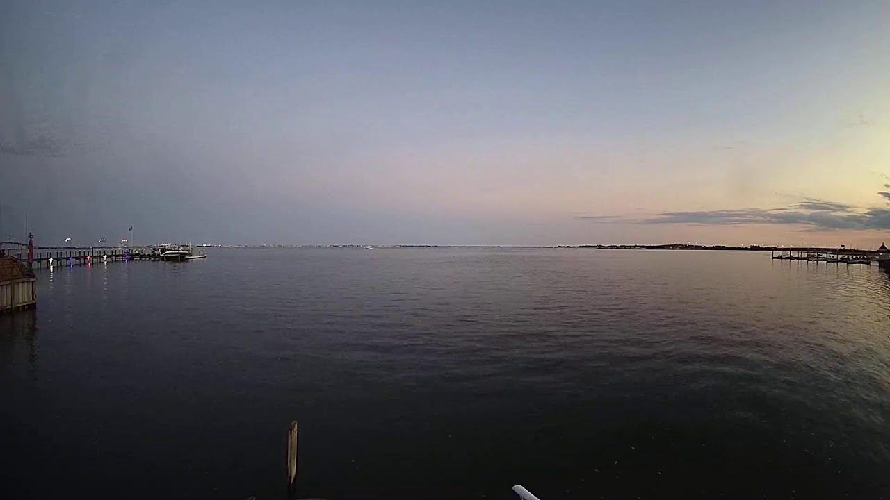 Live webcam view of Panorama de la Bahía de Somers Point