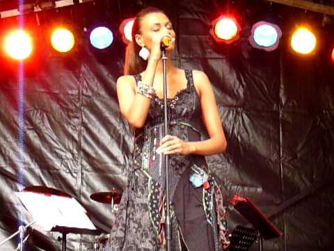 Francisca Urio Live in Bremen 30.05.10