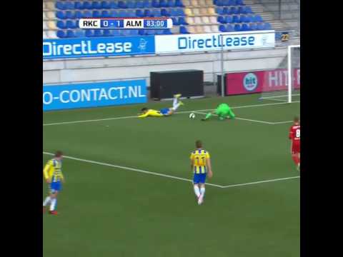 MEANWHILE IN THE DUTCH SECOND TIER!! - DUTCH KEEPER FOULS